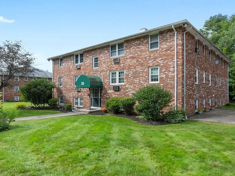 Multi-family building at 26 Ernest Ave - Salem NH
